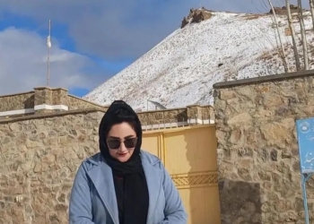 Taliban arrest head of girls’ school for having smartphone