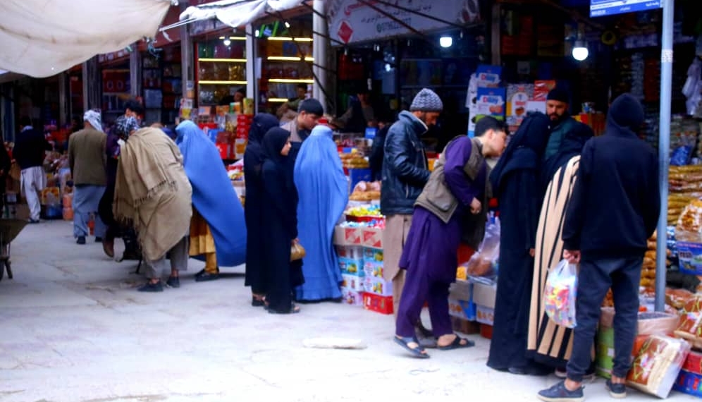 Taliban say women should not leave home without husband’s permission