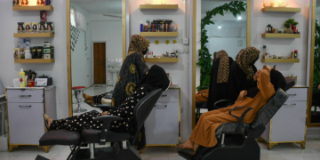 A secret address and strict timeslots — how one Afghan beautician operates under the Taliban’s radar