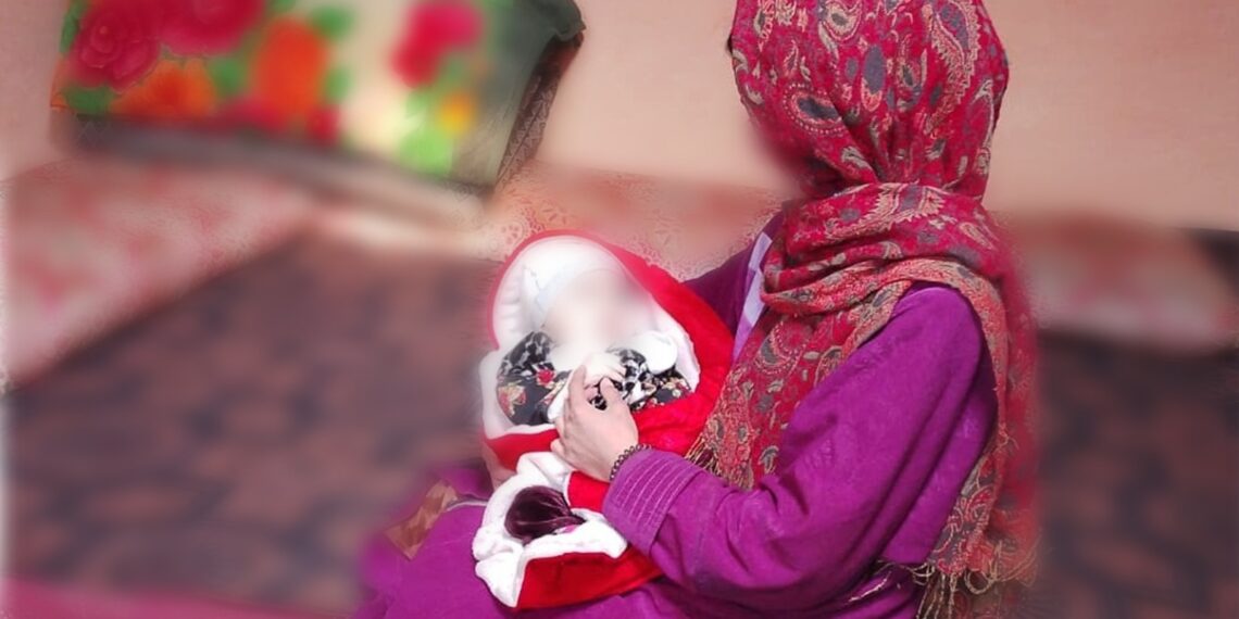 د جبري واده پر مېز د نکاح خوب، «میاشت وروسته مې واده دی، خو له دې ژونده مرګ غوره دی»