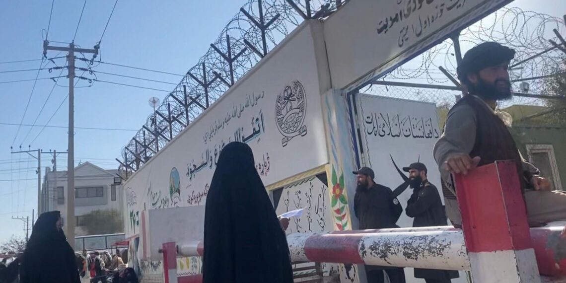 اته میاشتې د طالبانو په زندان کې: د ۱۸ کلنې نجلۍ برخلیک د طلاق غوښتنې له امله