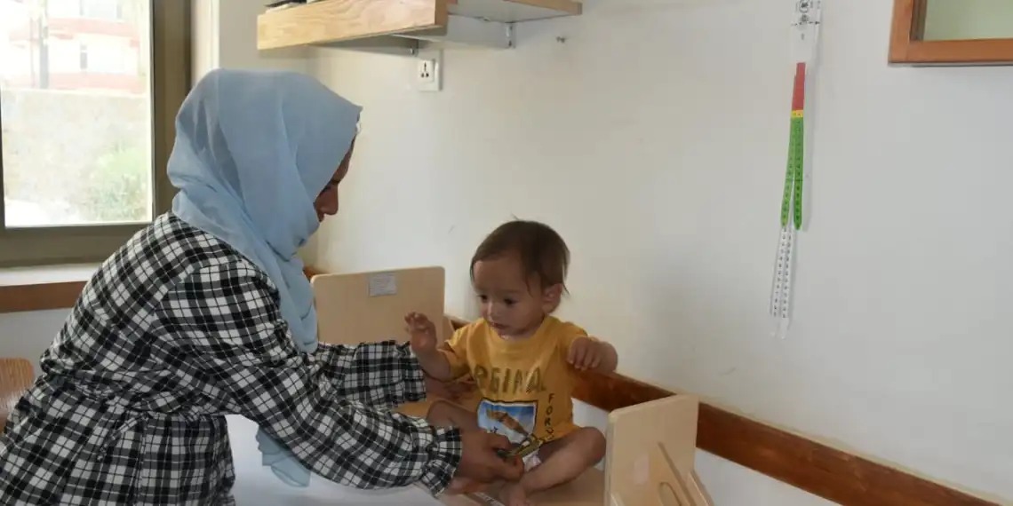 اوچا: افغانستان کې ۳.۷ میلیون ماشومان په سخته خوارځواکۍ اخته دي