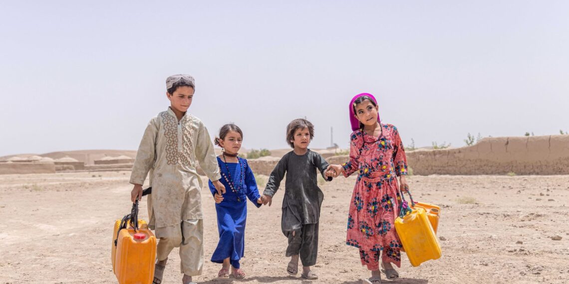 یوناما: افغانستان کې ښځې او ماشومان تر نورو ډېر د اوبو له بحران نه زیان ویني