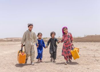 یوناما: افغانستان کې ښځې او ماشومان تر نورو ډېر د اوبو له بحران نه زیان ویني
