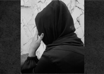 له یوه تپلي هویت او د هغو له ترخو د هلک په څېر جامې اغوستونکې نجلۍ کیسه