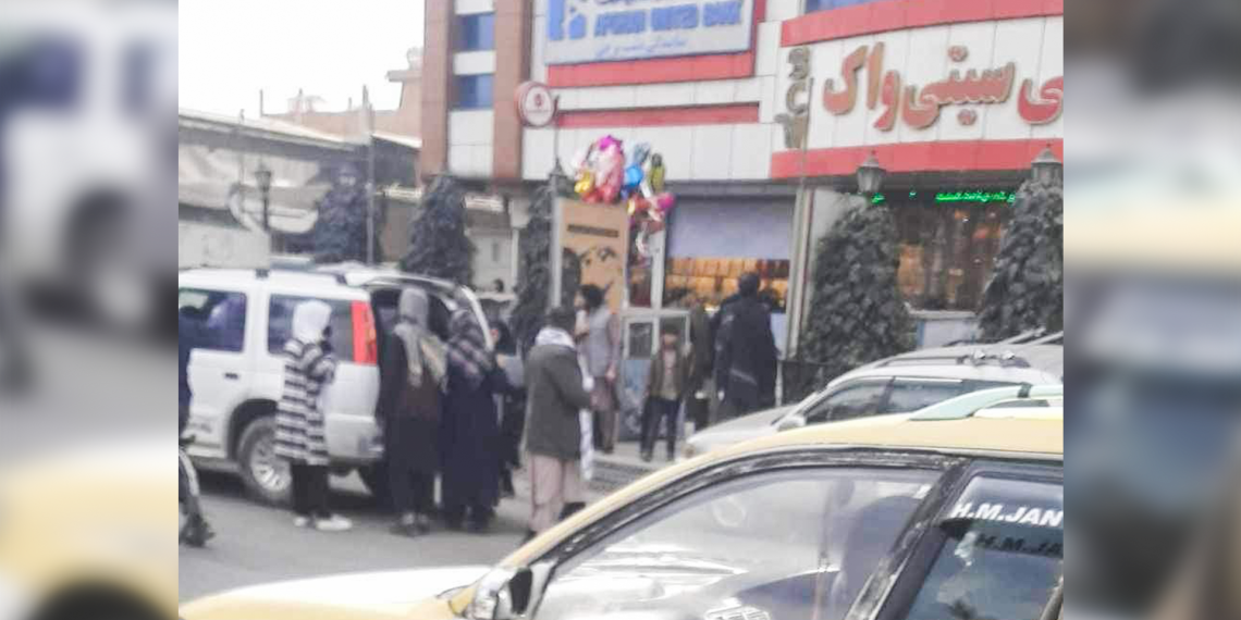 فایق: د طالبانو له خوا د «بې حجابۍ» په پلمه نیول شوې ښځې له فزیکي تاوتریخوالي او جنسي ځورونې سره مخ شوې