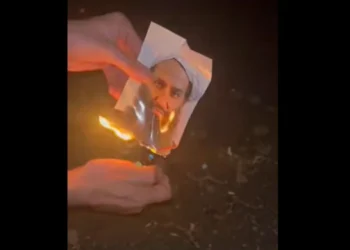 د ښځو کیسې، د اګست ۱۵ مه به هېڅ وخت هېره نه کړم