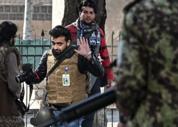 د افغان خبریالانو مرکز: د طالبانو تر واک لاندې افغانستان کې معلوماتو ته د لاسرسي حق له منځه تللی