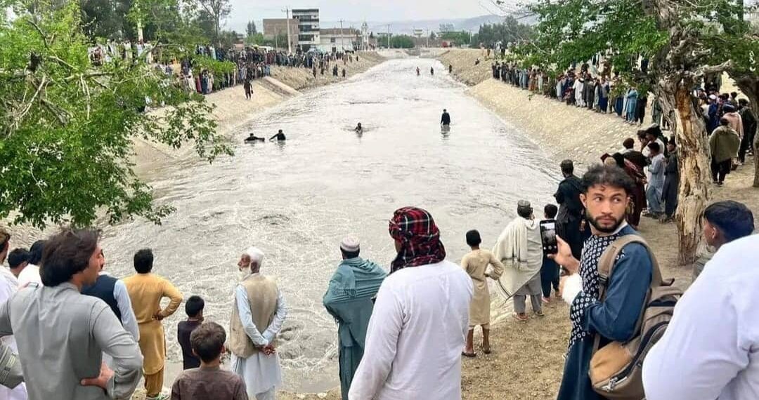 ننګرهار کې دوه ماشومان تالاب ته لوېدلي او مړه شوي دي