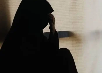 هغه ښځه چې د طلاق لپاره د طالبانو محکمې ته لاړه سر یې په زندان شو