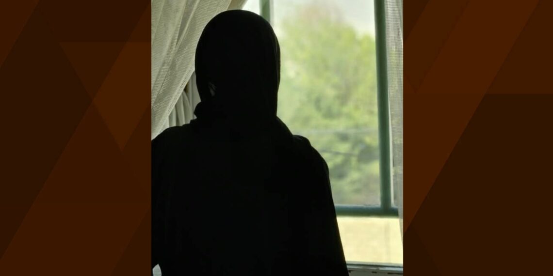 «زموږ په کور کېناستل، د طالبانو هیله ده»