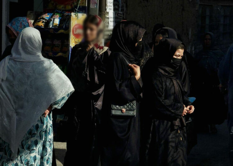 د برچي په لین د «ټونس» موټرونو بندول او د ښځو لپاره بل سرخوږی