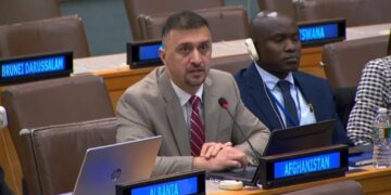 فایق: طالبانو د بشري حقونو مدافعین په ځانګړې توګه ښځې د خپل سرو نیونو او ربړونې له لارې په نښه کوي