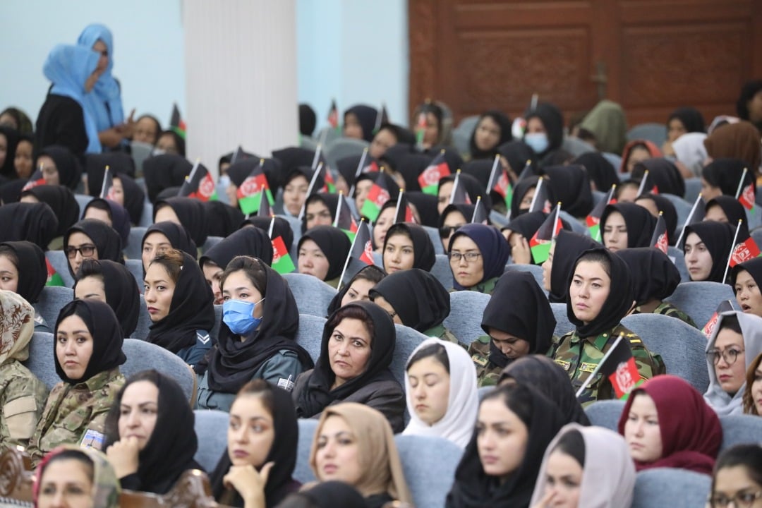 زنان کارمند در ادارت دولتی افغانستان