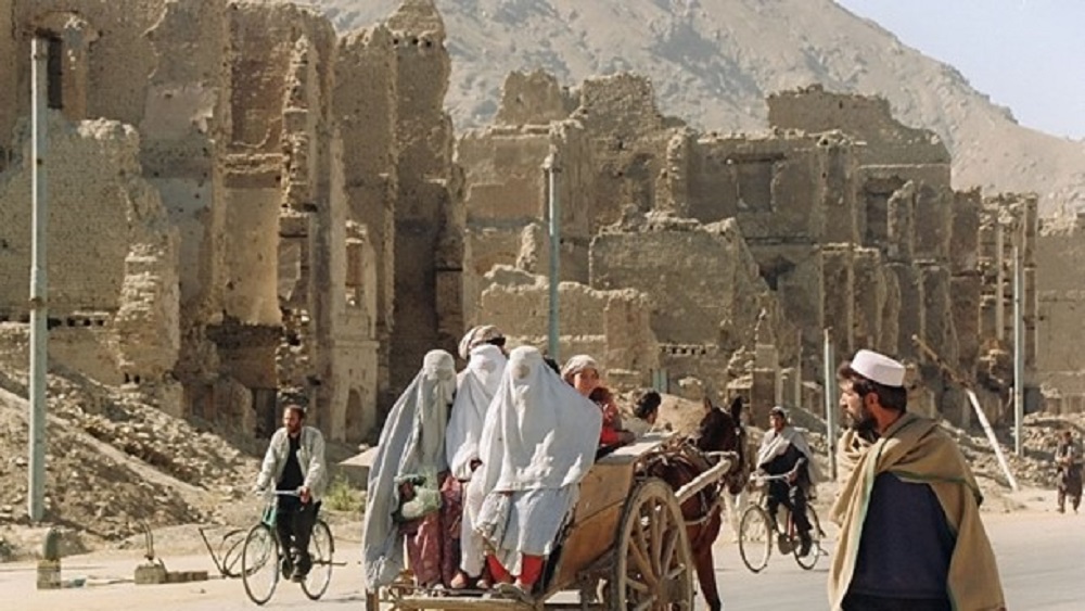 زنان افغانستان در درازای یک سده‌ی اخیر؛ از شکوفایی تا اجبار به خانه‌نشینی