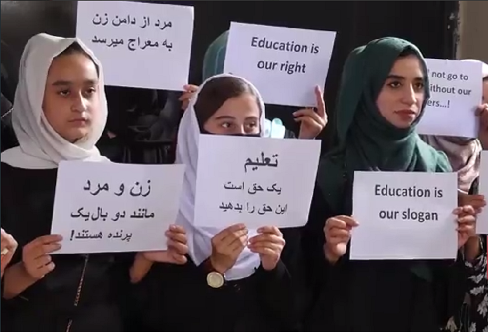 تام ویست: دختران در افغانستان با شدیدترین نوع سرکوب مواجه‌ اند