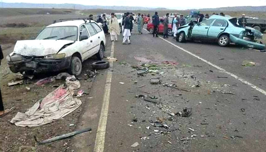 در پی ۶۲ رویداد‌ ترافیکی در بزرگ‌راه کابل-جلال‌آباد، ۲۲۰ تن کشته و زخمی شدند